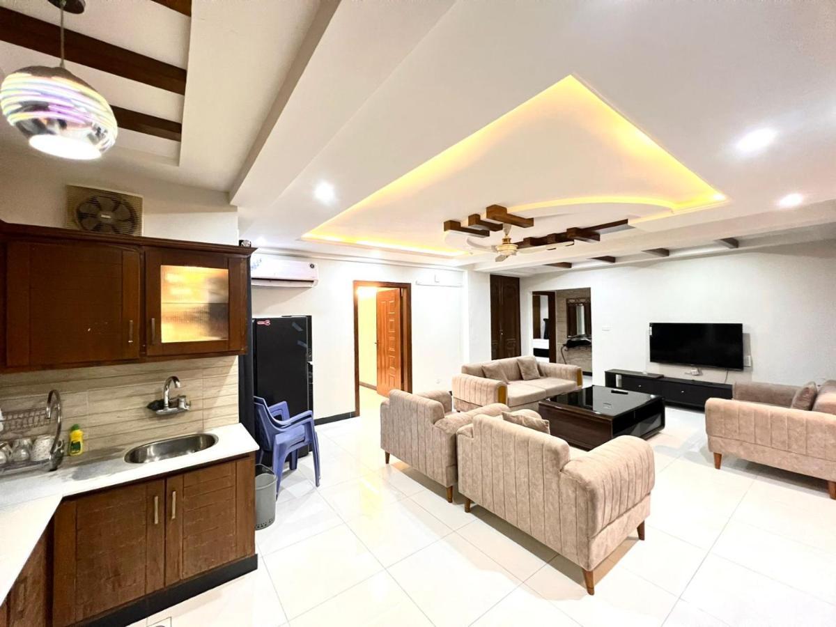 Luxury Apartment Rentals 伊斯兰堡 外观 照片