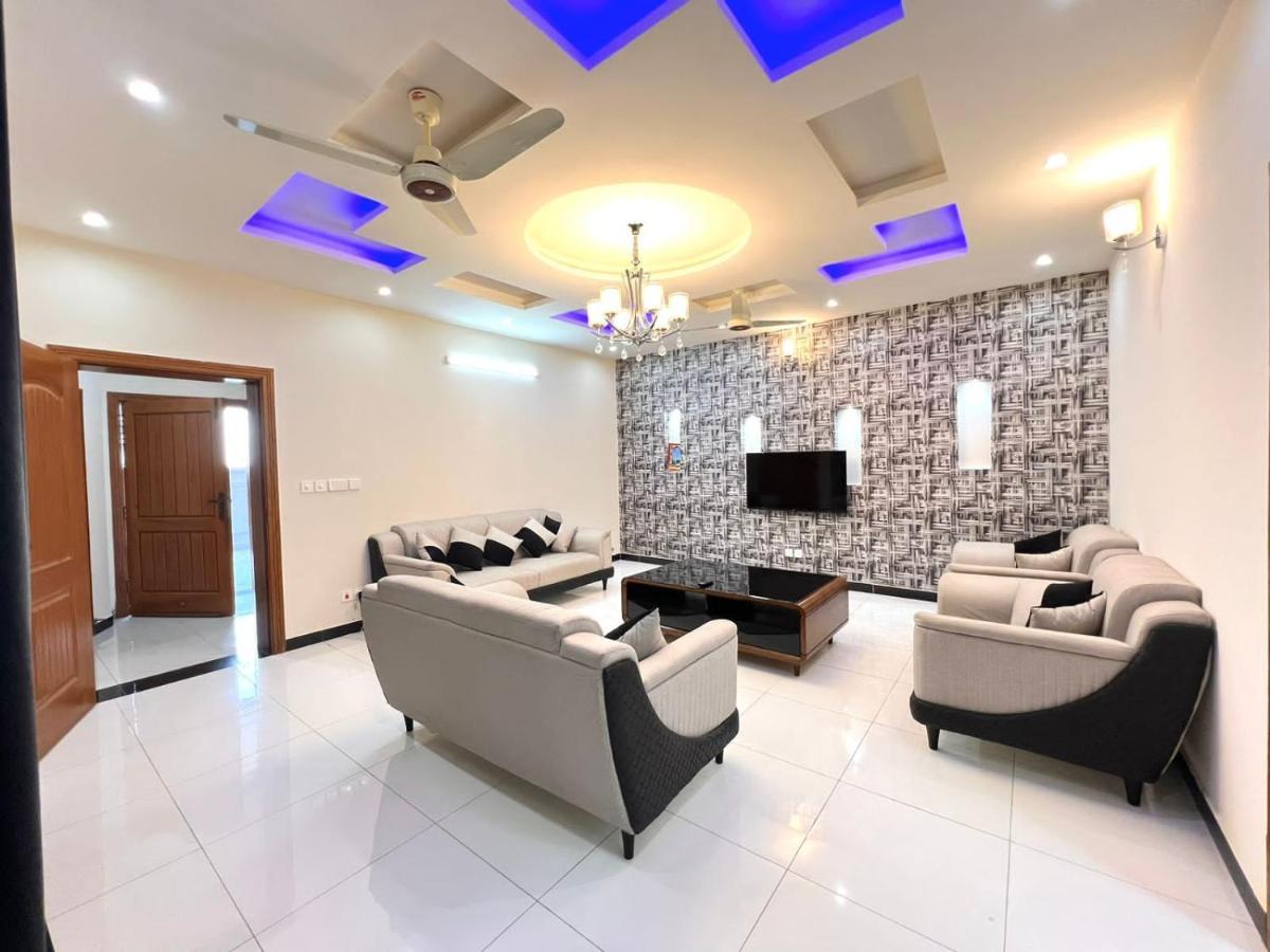 Luxury Apartment Rentals 伊斯兰堡 外观 照片