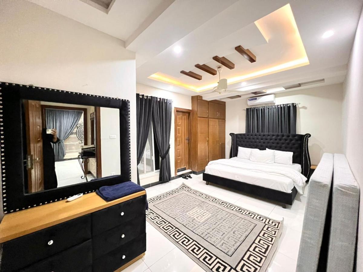 Luxury Apartment Rentals 伊斯兰堡 外观 照片