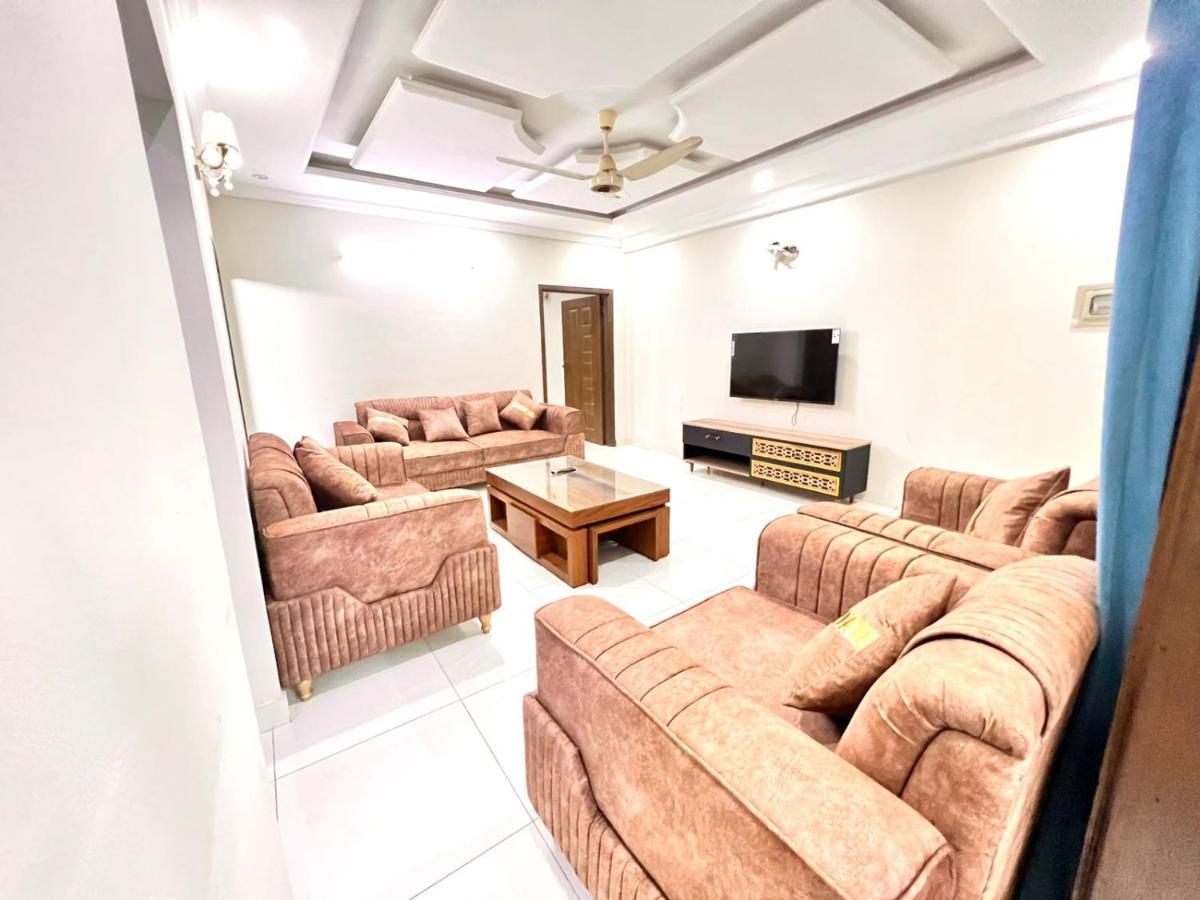 Luxury Apartment Rentals 伊斯兰堡 外观 照片