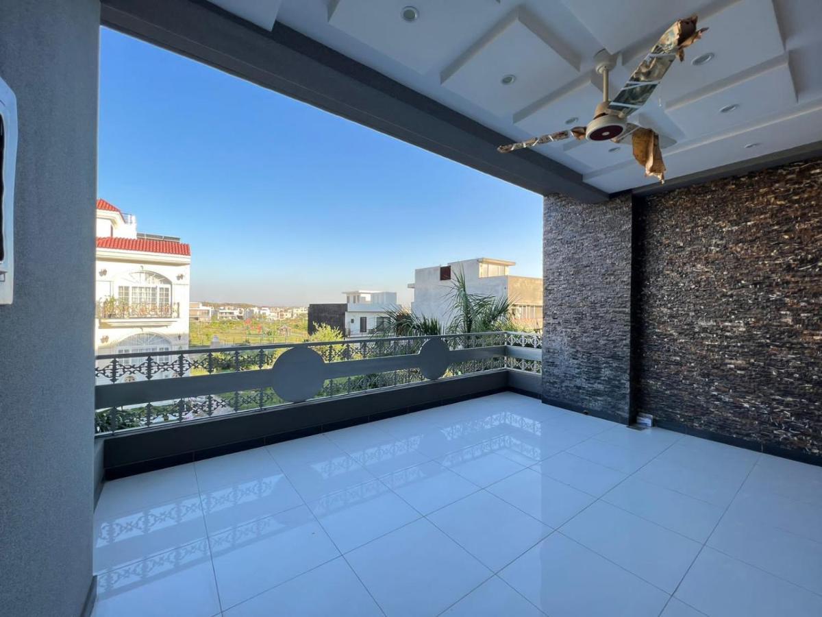 Luxury Apartment Rentals 伊斯兰堡 外观 照片