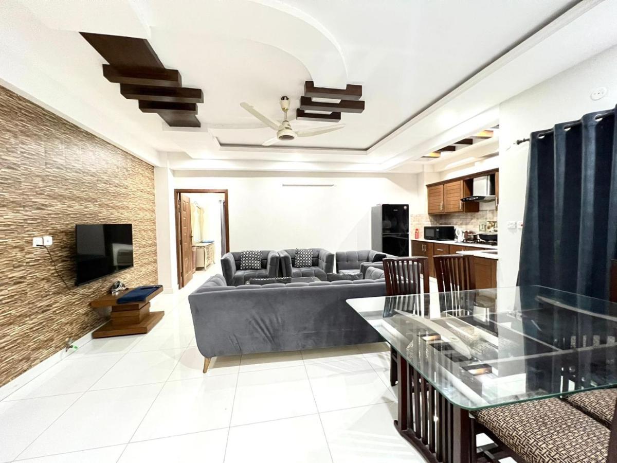 Luxury Apartment Rentals 伊斯兰堡 外观 照片