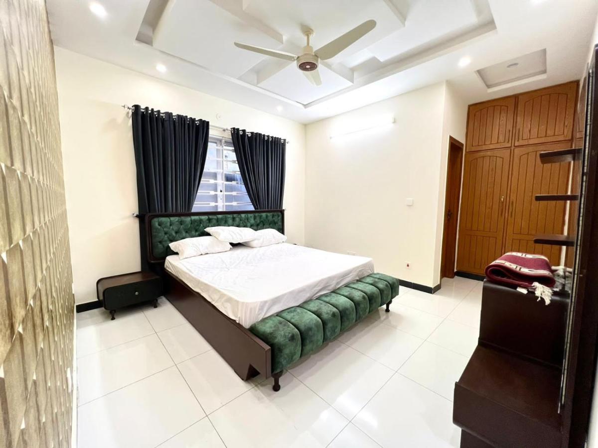 Luxury Apartment Rentals 伊斯兰堡 外观 照片
