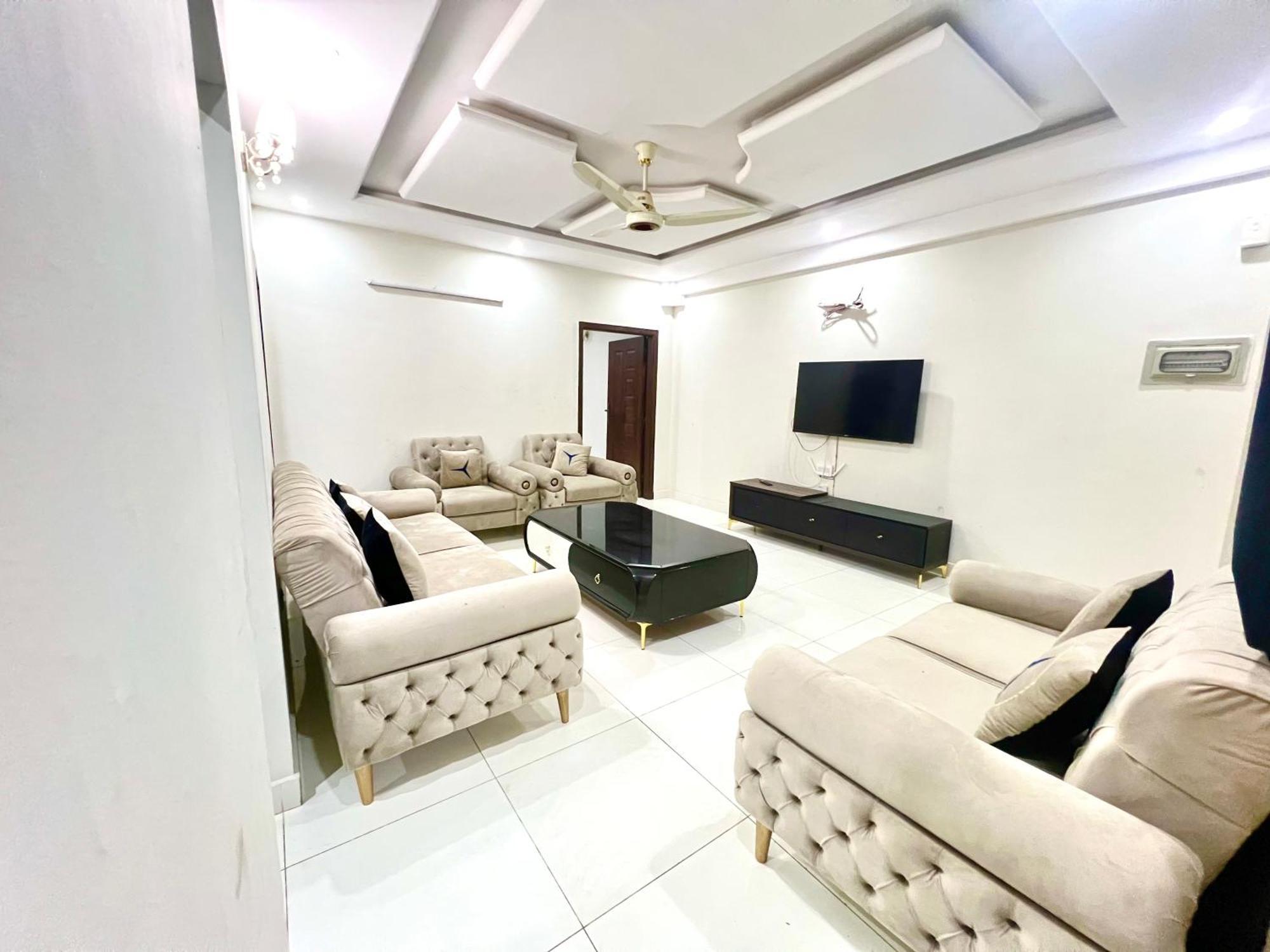 Luxury Apartment Rentals 伊斯兰堡 外观 照片