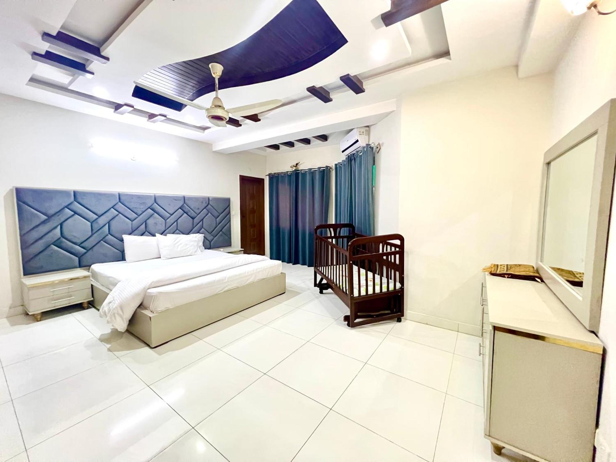 Luxury Apartment Rentals 伊斯兰堡 外观 照片