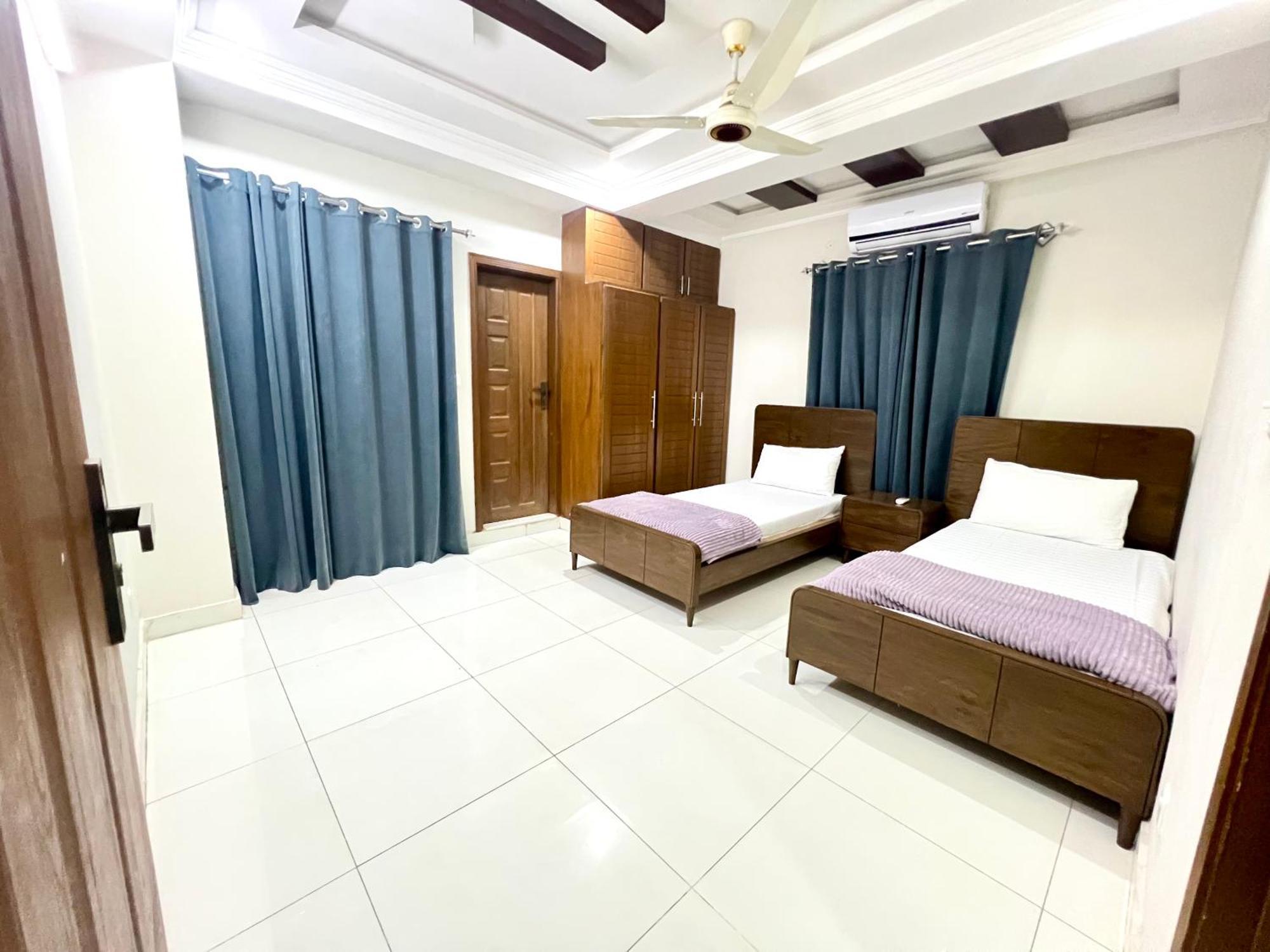 Luxury Apartment Rentals 伊斯兰堡 外观 照片